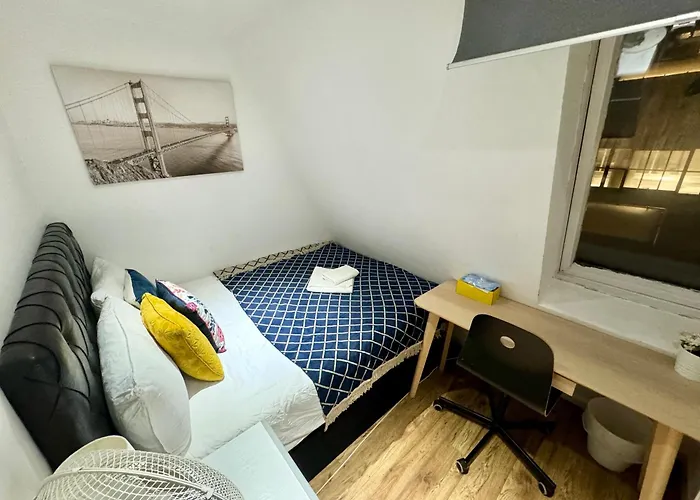 Euston Station Private Bedrooms 2 Min Walk 1
