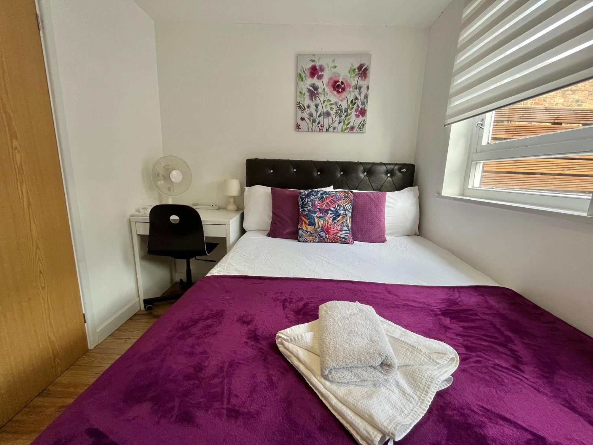 Euston Station Private Bedrooms 2 Min Walk 1 Проживание в семье